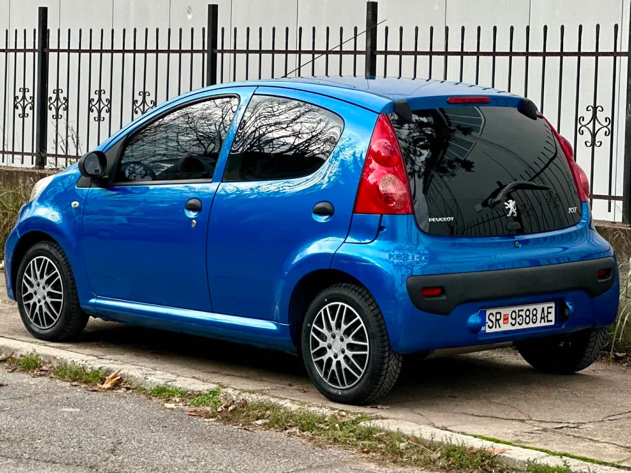 Peugeot 107 сина — 1/3