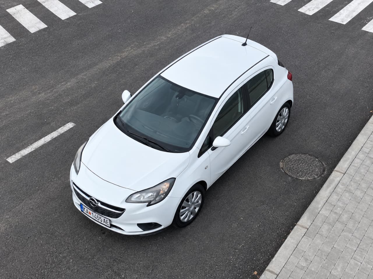 Opel Corsa E Automatic - od MK salon — 1/6